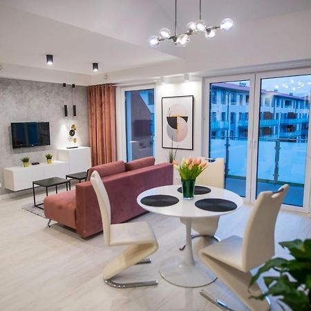 Nowoczesny Apartament Na Warmii I Mazurach Z Garazem Biskupiec  Eksteriør billede